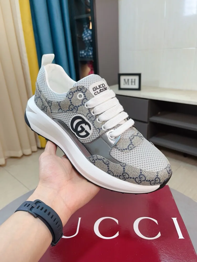 Men's shoes 💰440🌹🌹GUCCI [Gucci] New high-end brand of men's shoes, the latest fashionable casual men's shoes, trendy and versatile style, relaxed and sporty style, uppers imported from Italy, first-layer cowhide, genuine leather lining and ultra-fine workmanship. Original personalized fashionable rubber wear-resistant outsole, light and comfortable on the foot, size 38-44